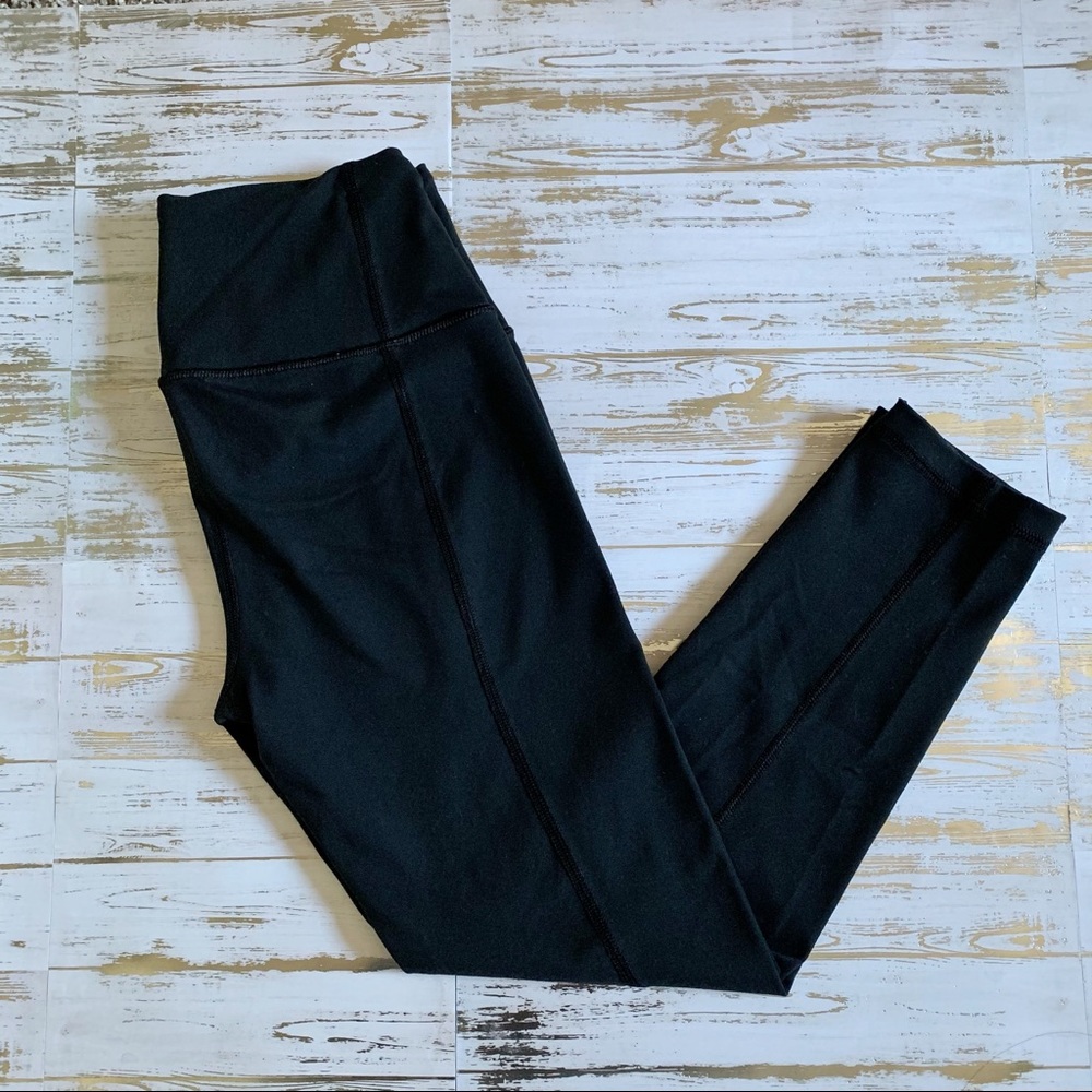 Victoria’s Secret Sport Knockout Capri Leggings
